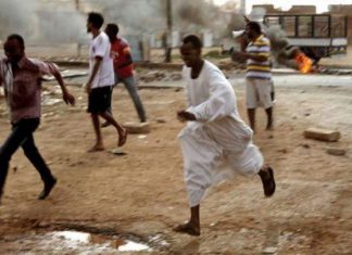 حمدوك يوجه الجهات المختصة بتوفير بطاقات علاجية مميزة لمصابي الثورة حمدوك يوجه الجهات المختصة بتوفير بطاقات علاجية مميزة لمصابي الثورة