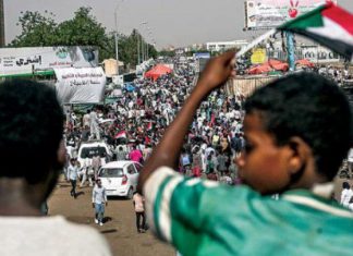 مجلس السيادة يدون بلاغ ضد شاعر بسبب قصيدة عن فض الاعتصام مجلس السيادة يدون بلاغ ضد شاعر بسبب قصيدة عن فض الاعتصام