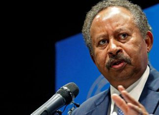 إجتماع عاصف.. حمدوك يحسم الأزمة بين لجنة ازالة التمكين وبنك السودان المركزي إجتماع عاصف.. حمدوك يحسم الأزمة بين لجنة ازالة التمكين وبنك السودان المركزي