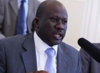 أحمد حسين آدم أبرز المرشيحين لمفوضية السلام أحمد حسين آدم أبرز المرشيحين لمفوضية السلام