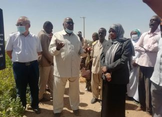 والي نهر النيل تقف علي عمليات حصاد القمح بمنطقة المناصير والي نهر النيل تقف علي عمليات حصاد القمح بمنطقة المناصير