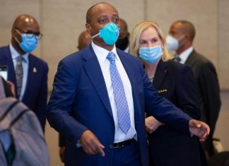 باتريس موتسيبي رئيسًا جديدًا للاتحاد الإفريقي لكرة القدم باتريس موتسيبي رئيسًا جديدًا للاتحاد الإفريقي لكرة القدم