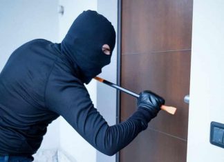 سرقات أوجعت الخرطوم.. ومعلومات عن عصابة (التوكتوك) والأطفال سرقات أوجعت الخرطوم.. ومعلومات عن عصابة (التوكتوك) والأطفال