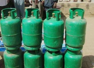 خلافات في لجنة توزيع الغاز بولاية الخرطوم خلافات في لجنة توزيع الغاز بولاية الخرطوم