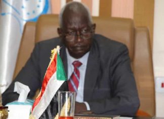 والي غرب دارفور: رئيس الوزراء طلب عدم فض الاعتصام بالقوة والي غرب دارفور: رئيس الوزراء طلب عدم فض الاعتصام بالقوة