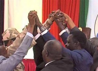 أطراف باتفاقية السلام: تنفيذ الاتفاقية لا يتجاوز 1 بالمئة أطراف باتفاقية السلام: تنفيذ الاتفاقية لا يتجاوز 1 بالمئة