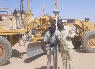 بدءالعمل في فتح المسار لأنشاء وتعبيد طريق الفاشر أم مراحيك بدءالعمل في فتح المسار لأنشاء وتعبيد طريق الفاشر أم مراحيك