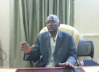 رئيس الحزب الناصري جمال الكنين يتهم ساطع الحاج بالخيانة وينفي خبر إقالته رئيس الحزب الناصري جمال الكنين يتهم ساطع الحاج بالخيانة وينفي خبر إقالته