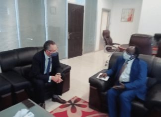 لقاءات أسفيرية بين رجال اعمال امريكيين وسودانيين لقاءات أسفيرية بين رجال اعمال امريكيين وسودانيين