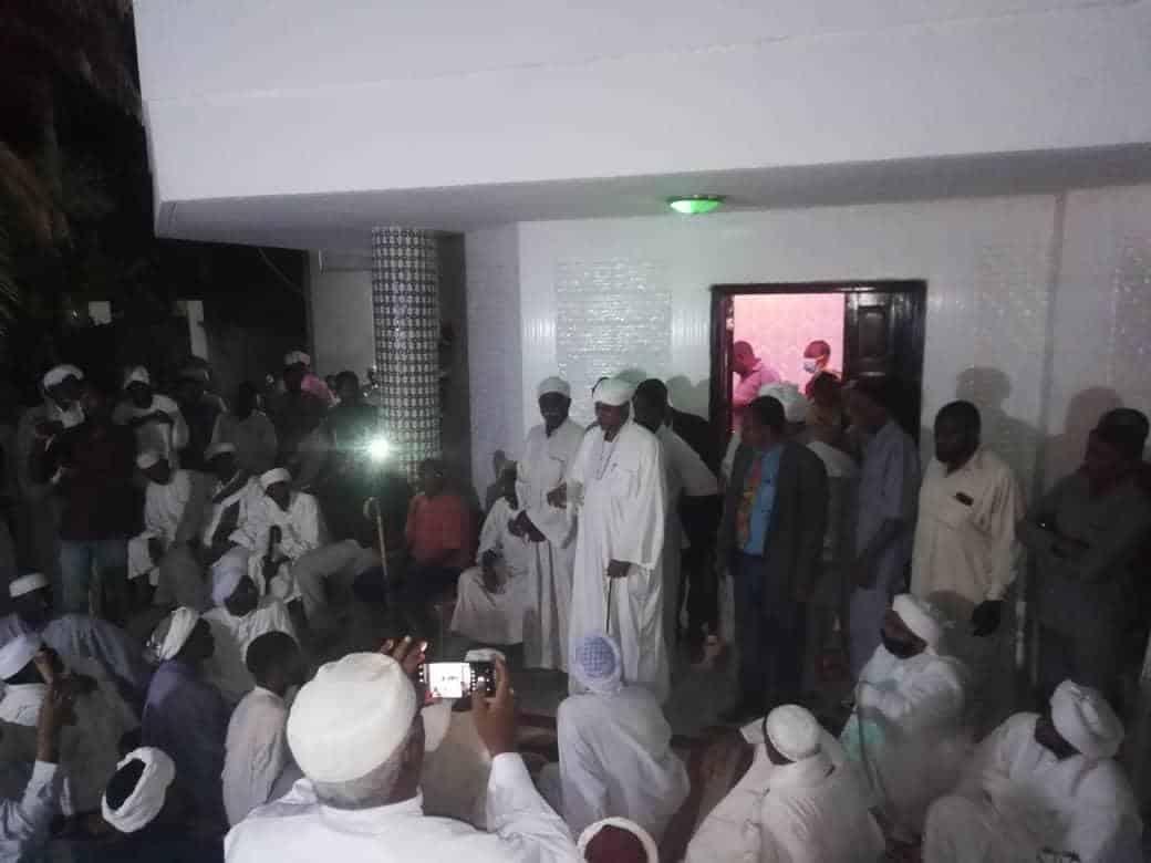 بتوجيه من الميرغني …وفد من الحزب الإتحادي يزور موسى هلال بتوجيه من الميرغني …وفد من الحزب الإتحادي يزور موسى هلال