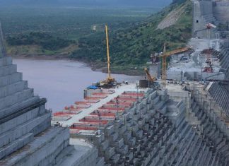 وفد سوداني إلى دبي لبحث «المبادرة الإماراتية» حول النزاع مع إثيوبيا وفد سوداني إلى دبي لبحث «المبادرة الإماراتية» حول النزاع مع إثيوبيا