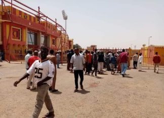 أحداث مثيرة في جمعية المريخ العمومية والشرطة تتدخل أحداث مثيرة في جمعية المريخ العمومية والشرطة تتدخل