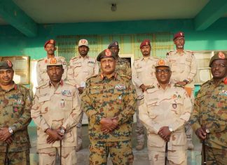 قائد القوات البرية: نعمل جنبا إلى جنب مع الدعم السريع لحماية التراب السوداني قائد القوات البرية: نعمل جنبا إلى جنب مع الدعم السريع لحماية التراب السوداني