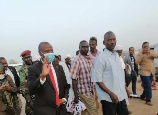 زعيم الثورية يدعو الصوفية لمحاربة الجهوية والعنصرية زعيم الثورية يدعو الصوفية لمحاربة الجهوية والعنصرية