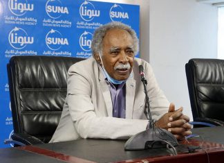 وزير التربية السابق: استفسرت حمدوك عن سبب استبعادي ولم اتلق رد وزير التربية السابق: استفسرت حمدوك عن سبب استبعادي ولم اتلق رد