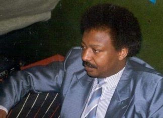 معاوية يس يفتح النار في كل الاتجاهات !! معاوية يس يفتح النار في كل الاتجاهات !!