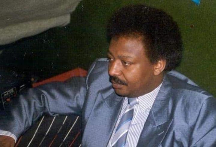 معاوية يس يفتح النار في كل الاتجاهات !! معاوية يس يفتح النار في كل الاتجاهات !!