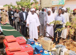 والى غرب كردفان يدشن برنامج سحائب الرحمة والى غرب كردفان يدشن برنامج سحائب الرحمة