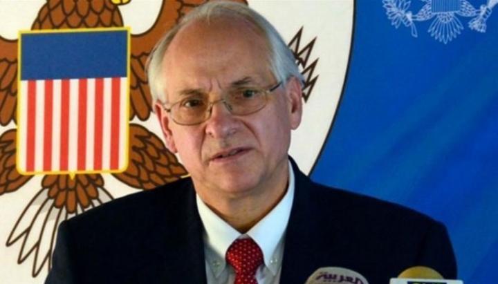 المبعوثان الأميركي والأوروبي يواصلان في الخرطوم مباحثاتها بشأن سد النهضة المبعوثان الأميركي والأوروبي يواصلان في الخرطوم مباحثاتها بشأن سد النهضة