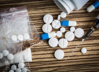 مكافحة المخدرات تضبط كميات من الحشيش وحبوب الترامادول بالنهود مكافحة المخدرات تضبط كميات من الحشيش وحبوب الترامادول بالنهود