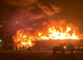 حريقٌ يقضي على 1200 نخلة في الولاية الشمالية حريقٌ يقضي على 1200 نخلة في الولاية الشمالية