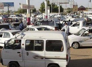 جولة على محطات الوقود تكشف أسباب تكدس المركبات جولة على محطات الوقود تكشف أسباب تكدس المركبات