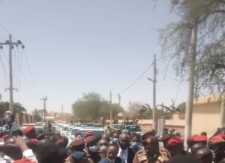 رئيس الوزراء يعد بإقالة والي شمال كردفان رئيس الوزراء يعد بإقالة والي شمال كردفان