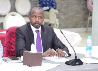 عضو السيادي الهادي إدريس يتلقى دعوة لزيارة السعودية عضو السيادي الهادي إدريس يتلقى دعوة لزيارة السعودية