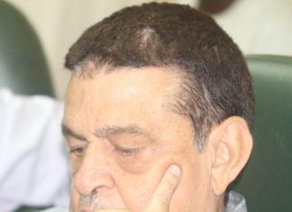 أبو جبل يعلن عن”وعدٍ” بشأن اجتماع الفيفا حول أزمة المريخ أبو جبل يعلن عن”وعدٍ” بشأن اجتماع الفيفا حول أزمة المريخ