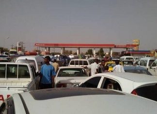 إغلاق الشوارع في كسلا لعدم توفر الوقود إغلاق الشوارع في كسلا لعدم توفر الوقود