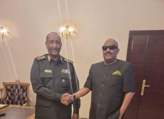 البرهان يناقش مع الكاردينال اتفاق السلام البرهان يناقش مع الكاردينال اتفاق السلام