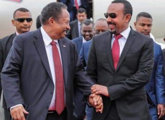 آبي أحمد يرد على حمدوك: الحل في أيدينا “إذا توافر حسن النية” آبي أحمد يرد على حمدوك: الحل في أيدينا “إذا توافر حسن النية”