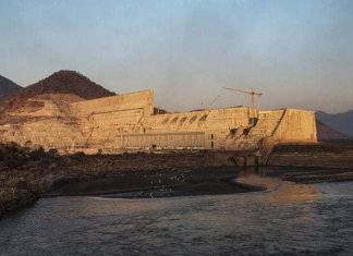 مسؤول سوداني يحمل إثيوبيا ما قد يحدث في السودان بسبب الملء الثاني لسد النهضة مسؤول سوداني يحمل إثيوبيا ما قد يحدث في السودان بسبب الملء الثاني لسد النهضة