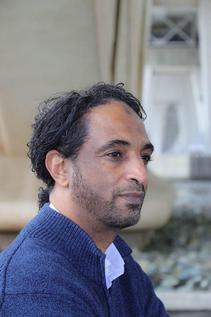من مقر إقامته بأمريكا.. الفنان أسامة الشيخ:لا أمارس أي نشاط فني في رمضان ولا أحبذ الفطور خارج المنزل من مقر إقامته بأمريكا.. الفنان أسامة الشيخ:لا أمارس أي نشاط فني في رمضان ولا أحبذ الفطور خارج المنزل