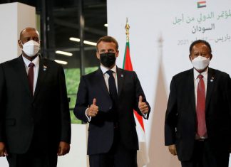 فرنسا تعزز حضورها في السودان من بوابة الديون