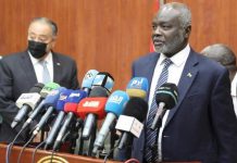 من يقف وراء تدهور الجنيه؟