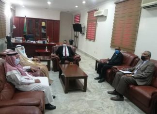 السفير السعودي يقدم دعوة إلى وزير الإعلام لزيارة السعودية السفير السعودي يقدم دعوة إلى وزير الإعلام لزيارة السعودية