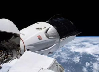 عودة أربعة رواد من محطة الفضاء الدولية في مركبة لـ”سبايس إكس” عودة أربعة رواد من محطة الفضاء الدولية في مركبة لـ"سبايس إكس"