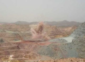 وزير المعادن يحذر من كارثة بيئية باستخدام مواد ضارة لاستخلاص الذهب وزير المعادن يحذر من كارثة بيئية باستخدام مواد ضارة لاستخلاص الذهب