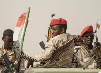 تبادل لإطلاق النار بين مسلحين وقوة من الدعم السريع بسرف عمرة تبادل لإطلاق النار بين مسلحين وقوة من الدعم السريع بسرف عمرة