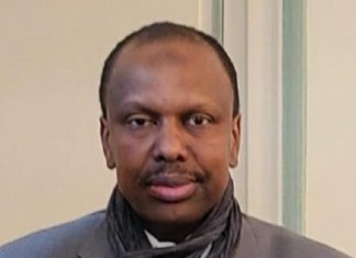 السفير جبير: لاصحة لتذمر فرنسا من كثرة المشاركين في مؤتمر باريس السفير جبير: لاصحة لتذمر فرنسا من كثرة المشاركين في مؤتمر باريس