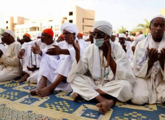 تعويل على «قمة باريس» لدعم الانتقال الديمقراطي في البلاد تعويل على «قمة باريس» لدعم الانتقال الديمقراطي في البلاد