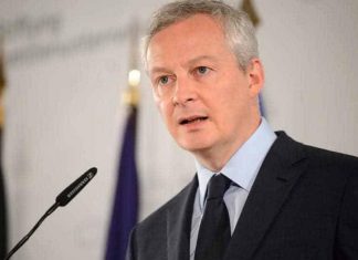 فرنسا تدعو الشركات الأجنبية للاستثمار في السودان فرنسا تدعو الشركات الأجنبية للاستثمار في السودان