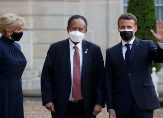 حمدوك : جئتُ لباريس أحمل معي آمال وأحلام ملايين السودانيين حمدوك : جئتُ لباريس أحمل معي آمال وأحلام ملايين السودانيين