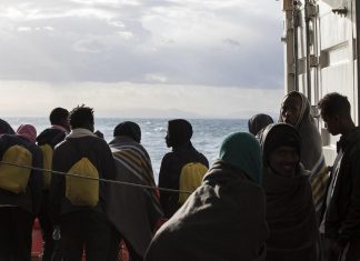 “بينهم 29 سوداني”.. إنقاذ نحو 100 مهاجر من الغرق بينهم قاصرون “بينهم 29 سوداني”.. إنقاذ نحو 100 مهاجر من الغرق بينهم قاصرون