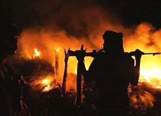 حريق بسوق الجنينة و(57) جريمة قتل بالسكين بالضعين حريق بسوق الجنينة و(57) جريمة قتل بالسكين بالضعين