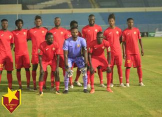 المريخ يحفّز لاعبيه المريخ يحفّز لاعبيه