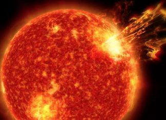 إعصار يضرب الأرض إعصار يضرب الأرض