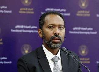 خالد عمر: قيادة “كباشي” لوفد التفاوض الحكومي نتيجة ترتيبات “داخلية” خالد عمر: قيادة “كباشي” لوفد التفاوض الحكومي نتيجة ترتيبات “داخلية”