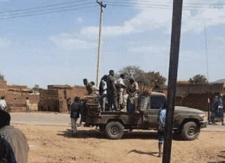 مقتل أحد أفراد الجيش في تبادل لإطلاق النار مع لصوص بسوق كادقلي مقتل أحد أفراد الجيش في تبادل لإطلاق النار مع لصوص بسوق كادقلي